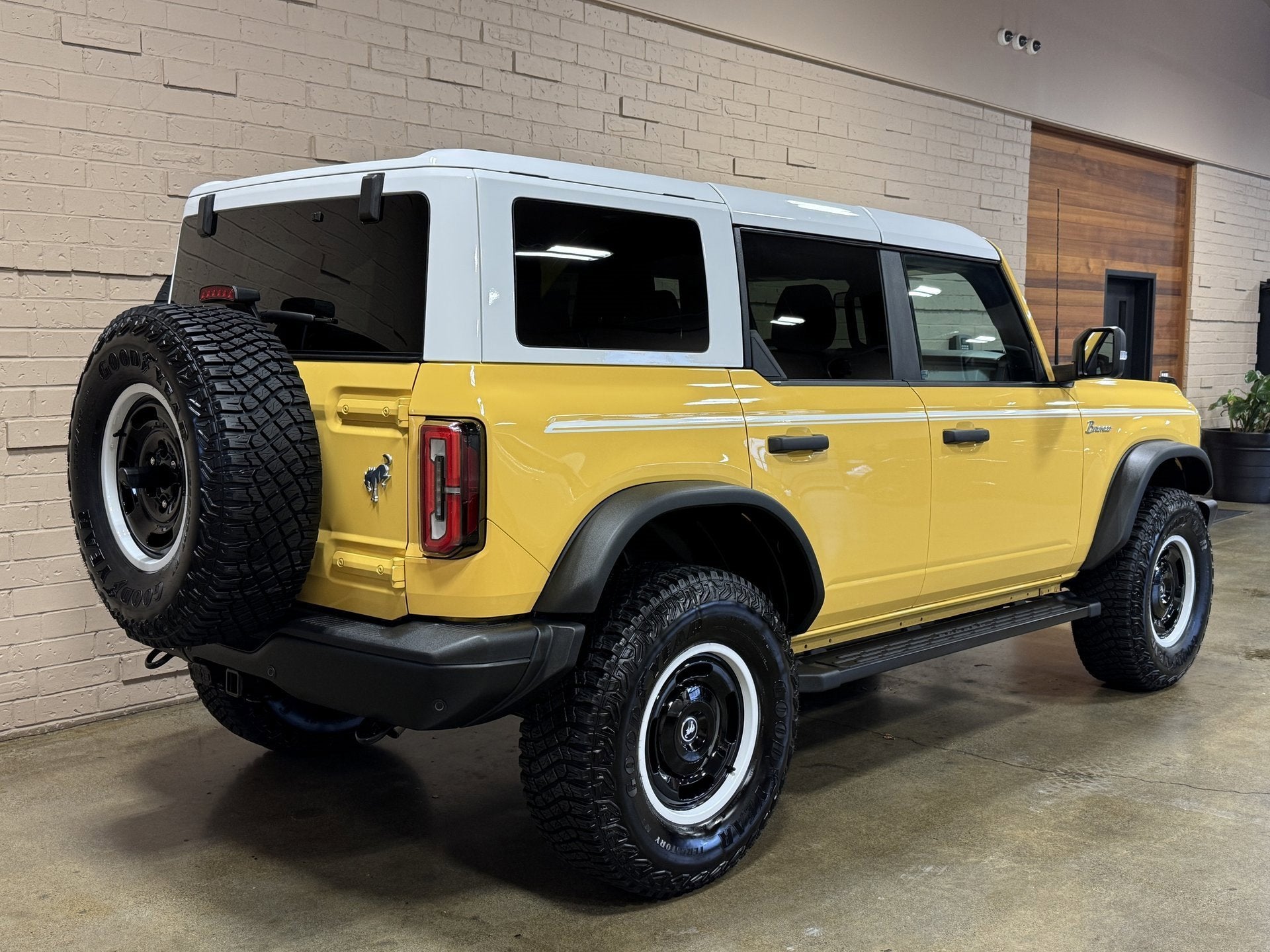 2023 Ford Bronco Heritage Limited Edition