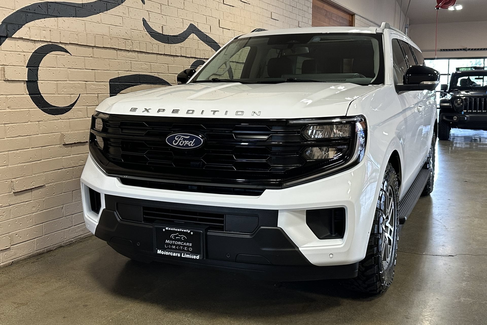2025 Ford Expedition Max Active