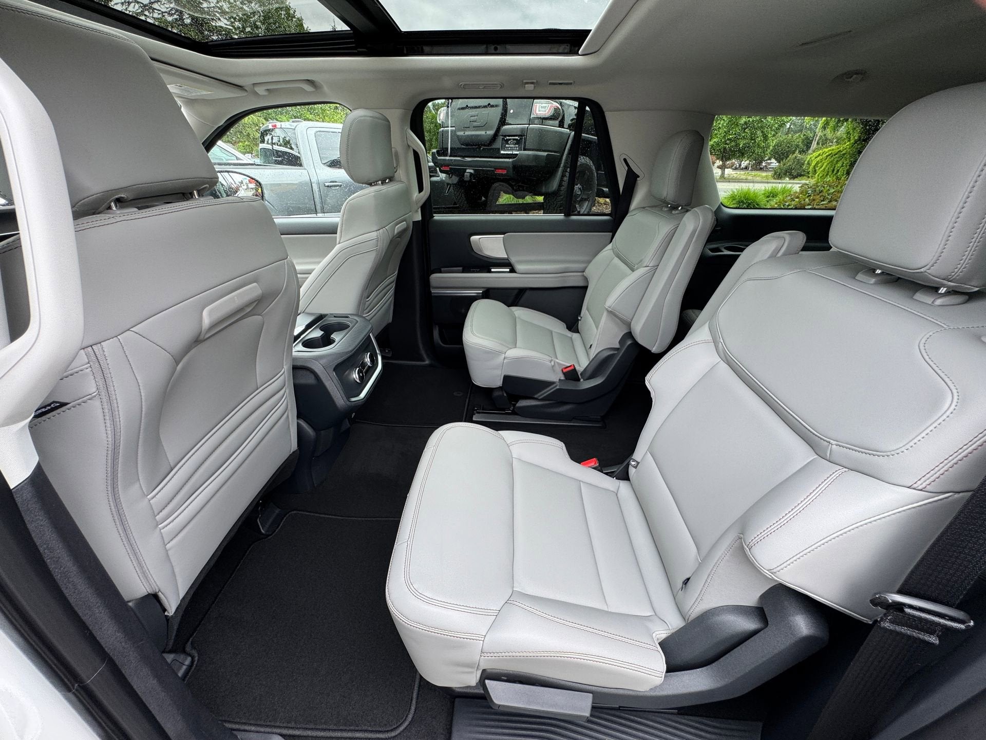 2025 Ford Expedition Max Active