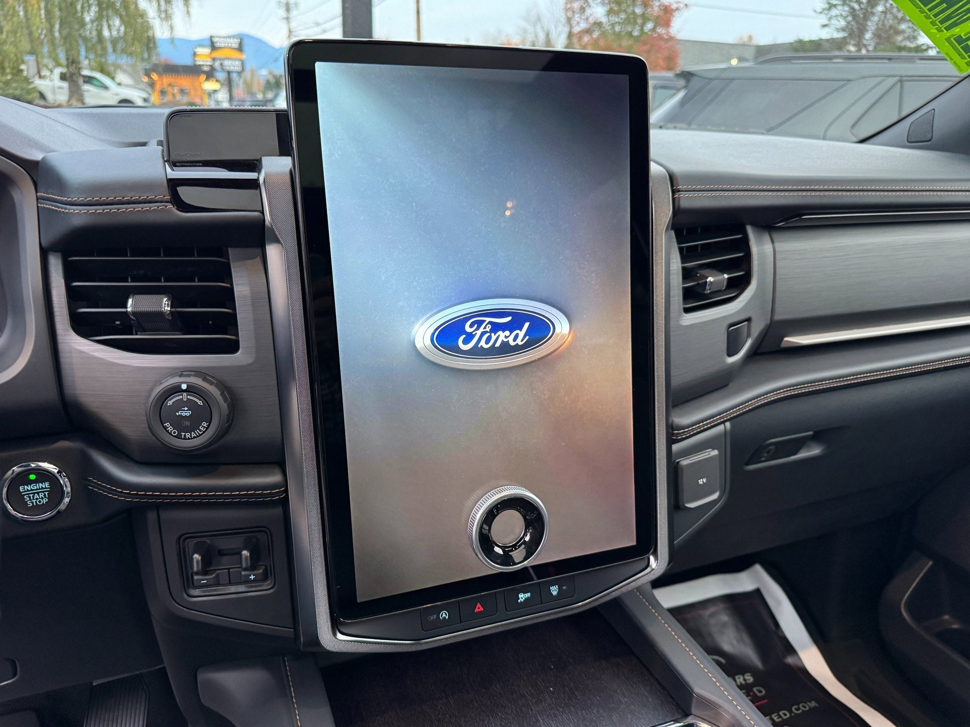 2024 Ford Expedition Max Platinum