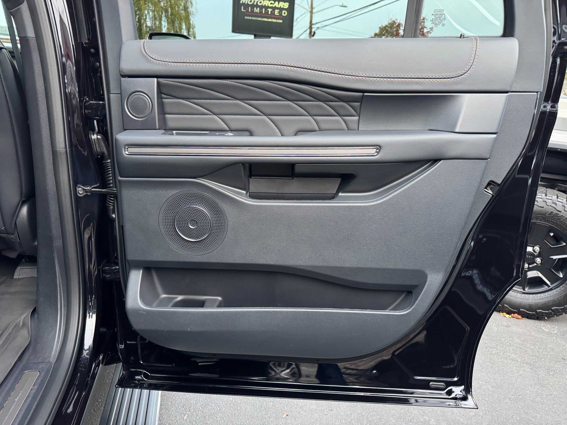 2024 Ford Expedition Max Platinum