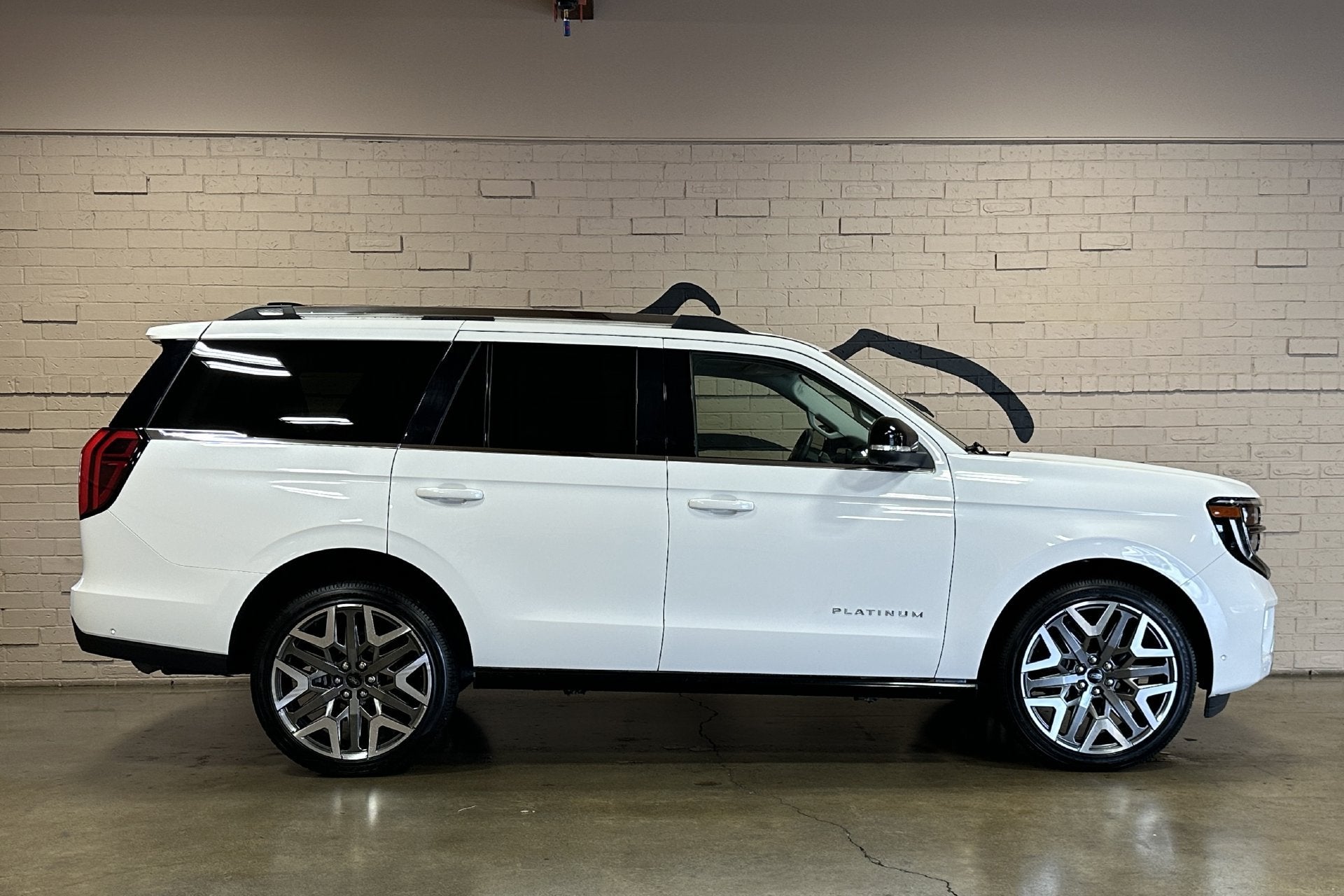 2025 Ford Expedition Platinum - Photo 3