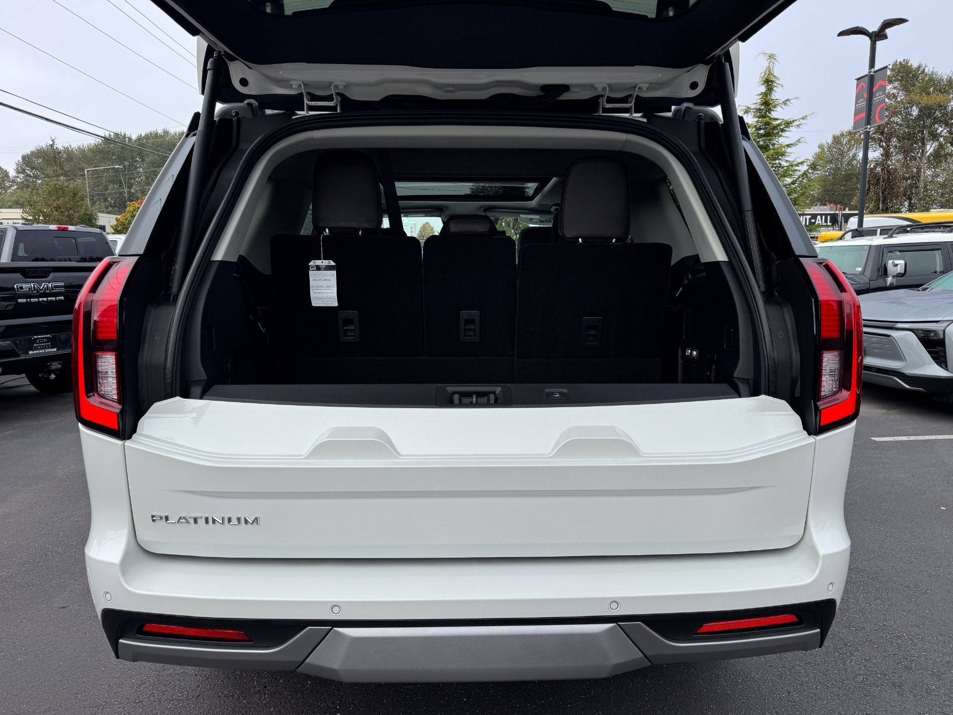 2025 Ford Expedition Platinum
