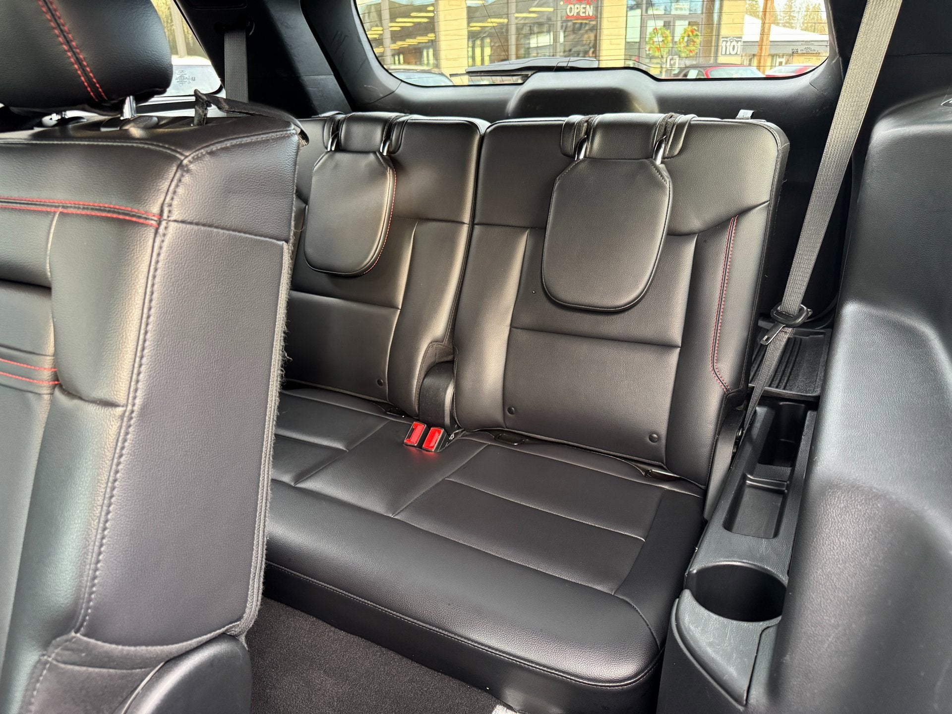 2024 Ford Explorer ST-Line