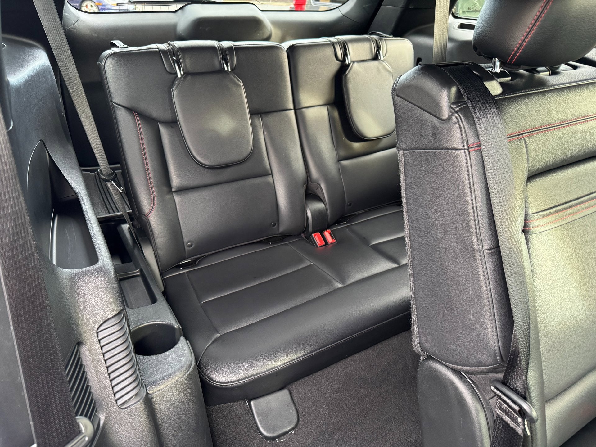 2024 Ford Explorer ST-Line