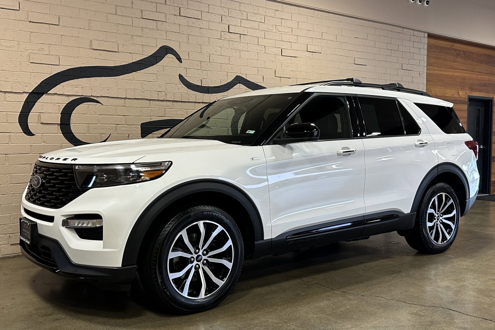 2024 Ford Explorer ST-Line