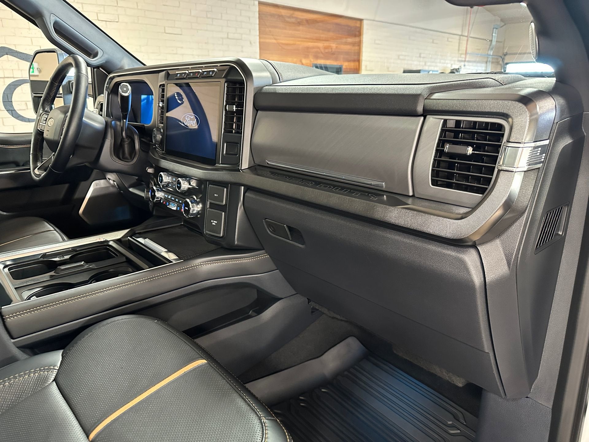 2024 Ford F-350SD Platinum