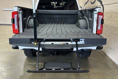 2024 Ford F-350SD Platinum