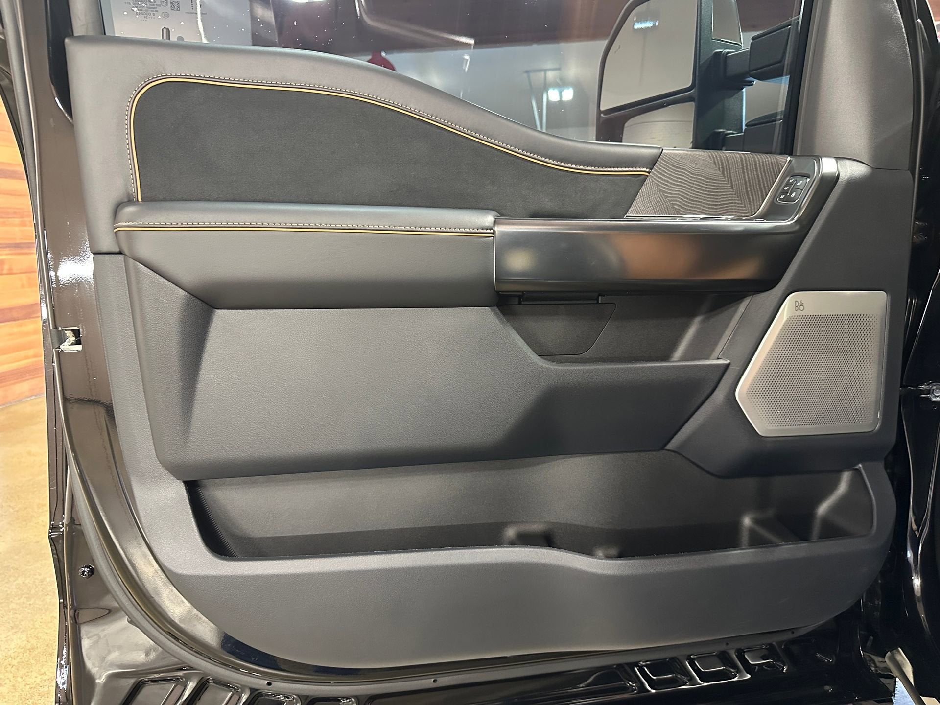 2024 Ford F-350SD Platinum