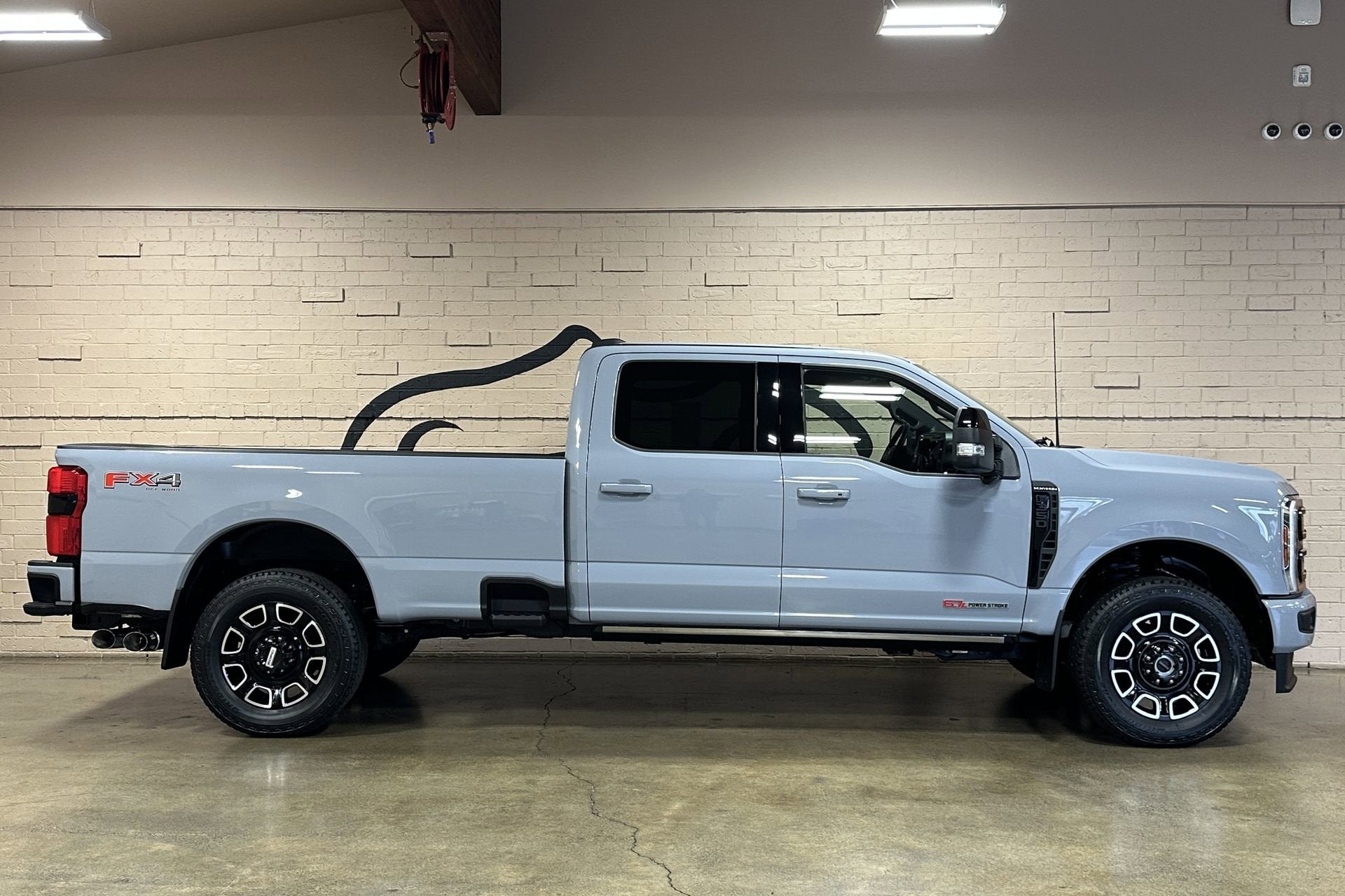 2025 Ford Super Duty F-350 SRW Platinum