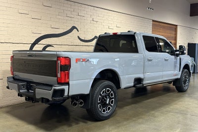 2025 Ford Super Duty F-350 SRW Platinum