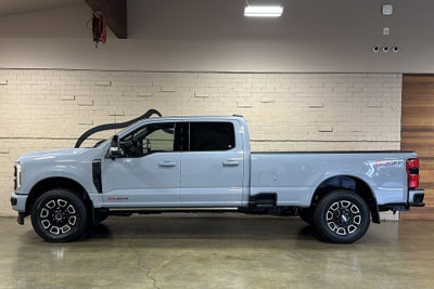 2025 Ford Super Duty F-350 SRW Platinum