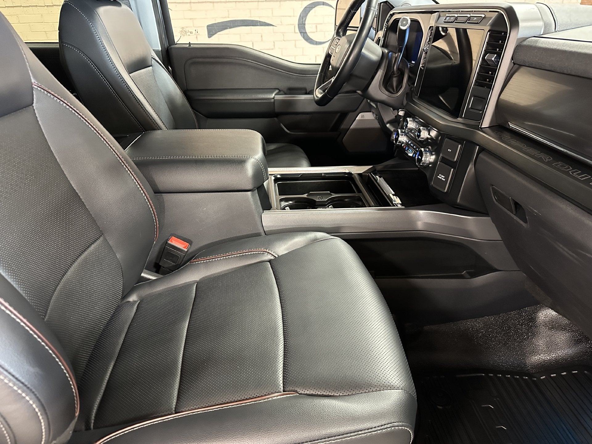 2024 Ford F-350SD Lariat
