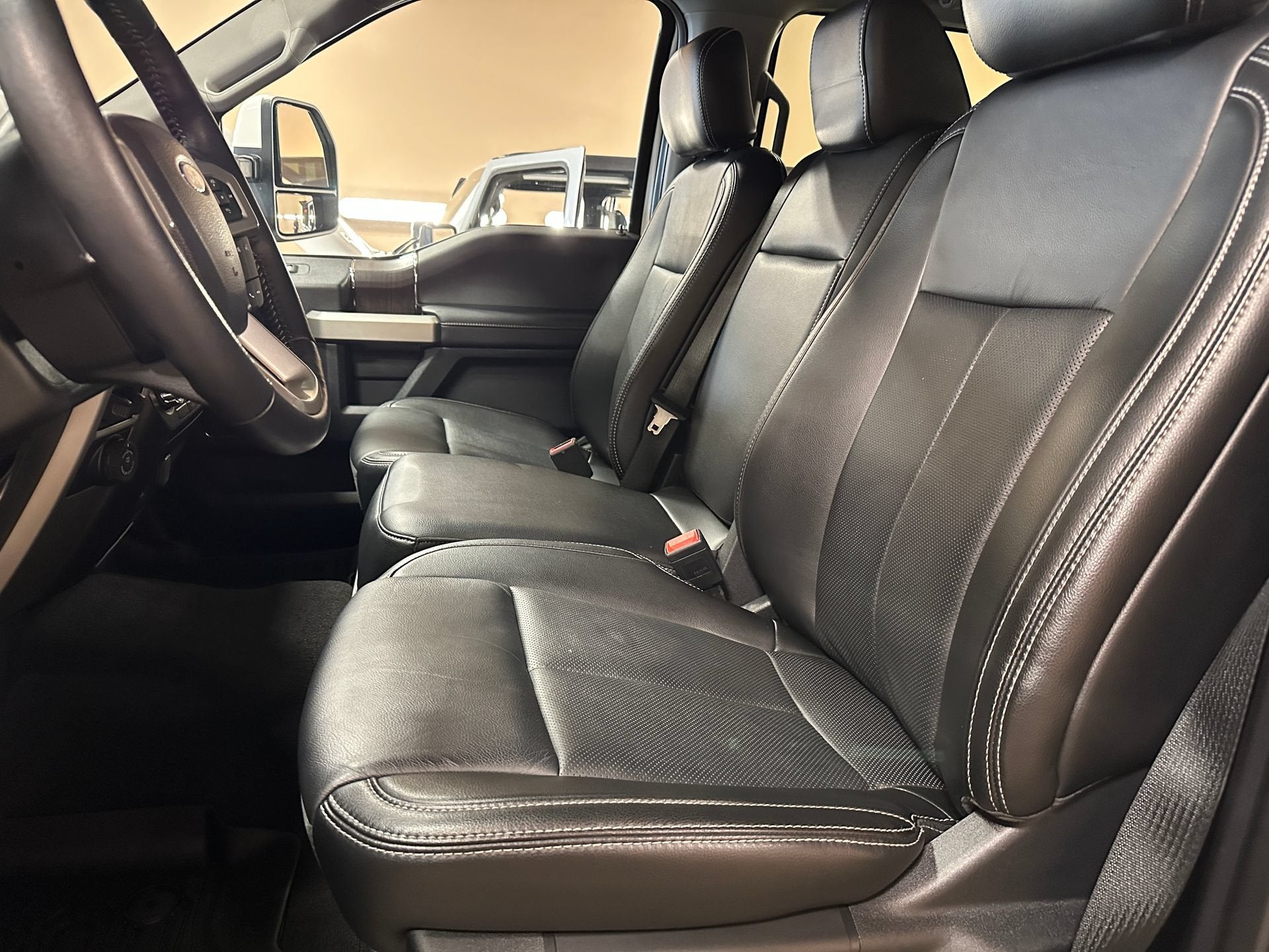 2021 Ford F-350SD Lariat
