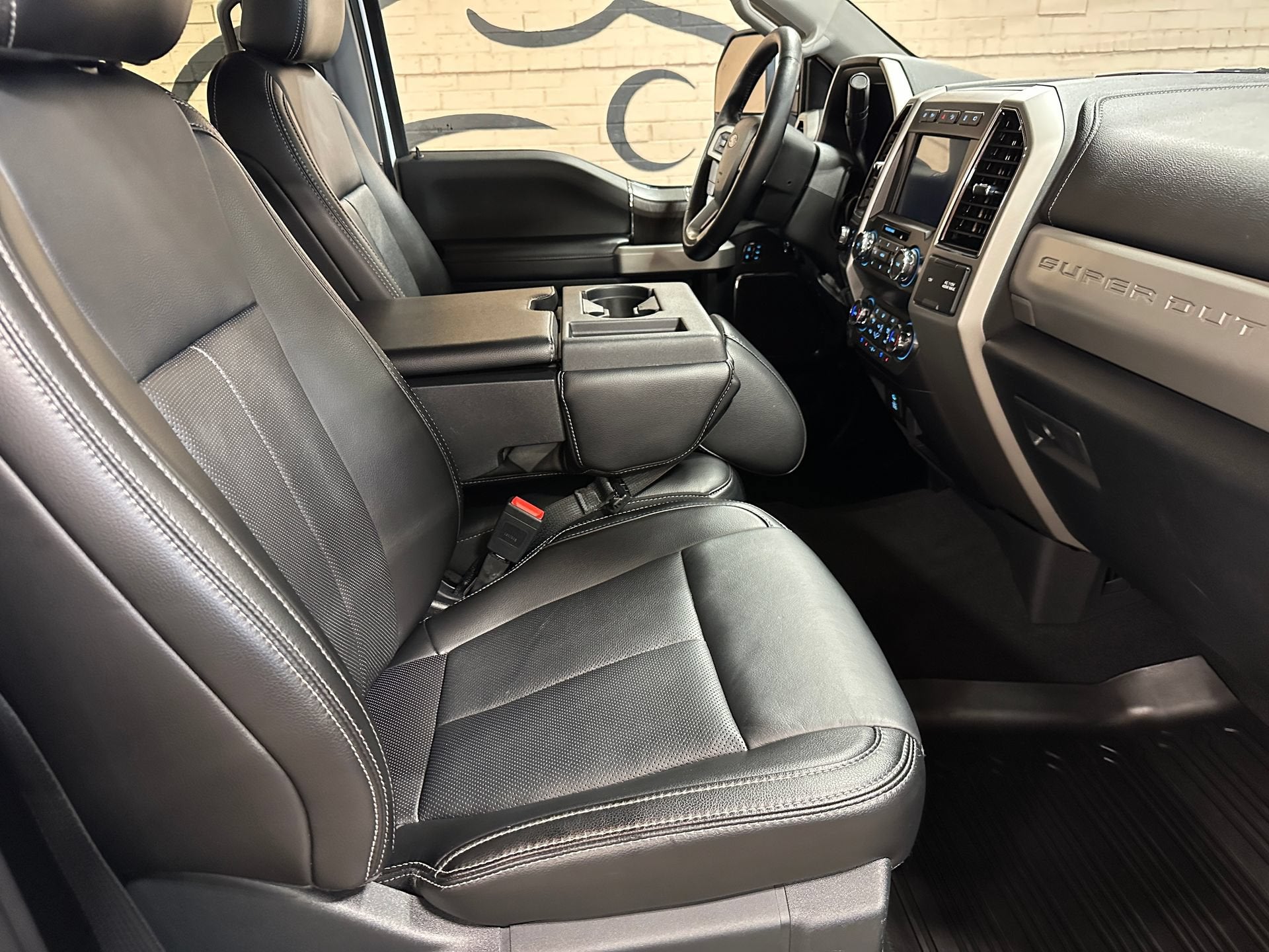 2021 Ford F-350SD Lariat