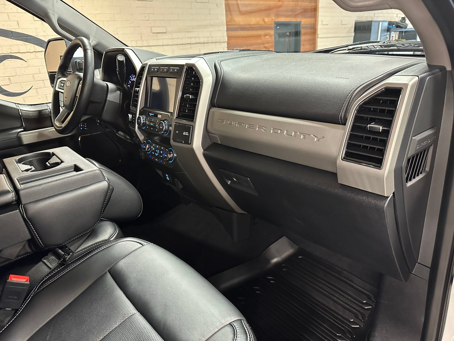 2021 Ford F-350SD Lariat