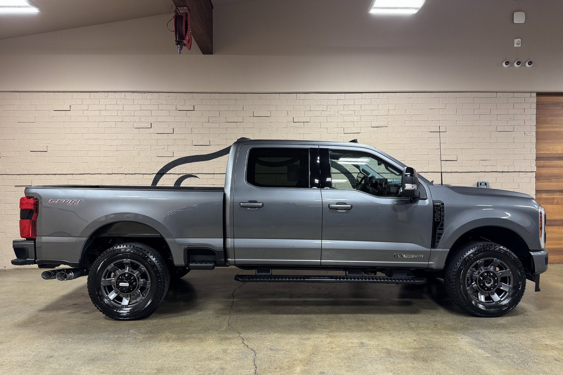 2024 Ford Super Duty F-350 SRW LARIAT