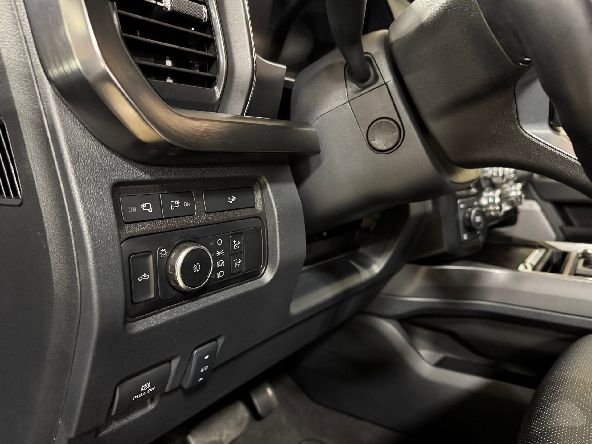 2024 Ford Super Duty F-350 SRW LARIAT