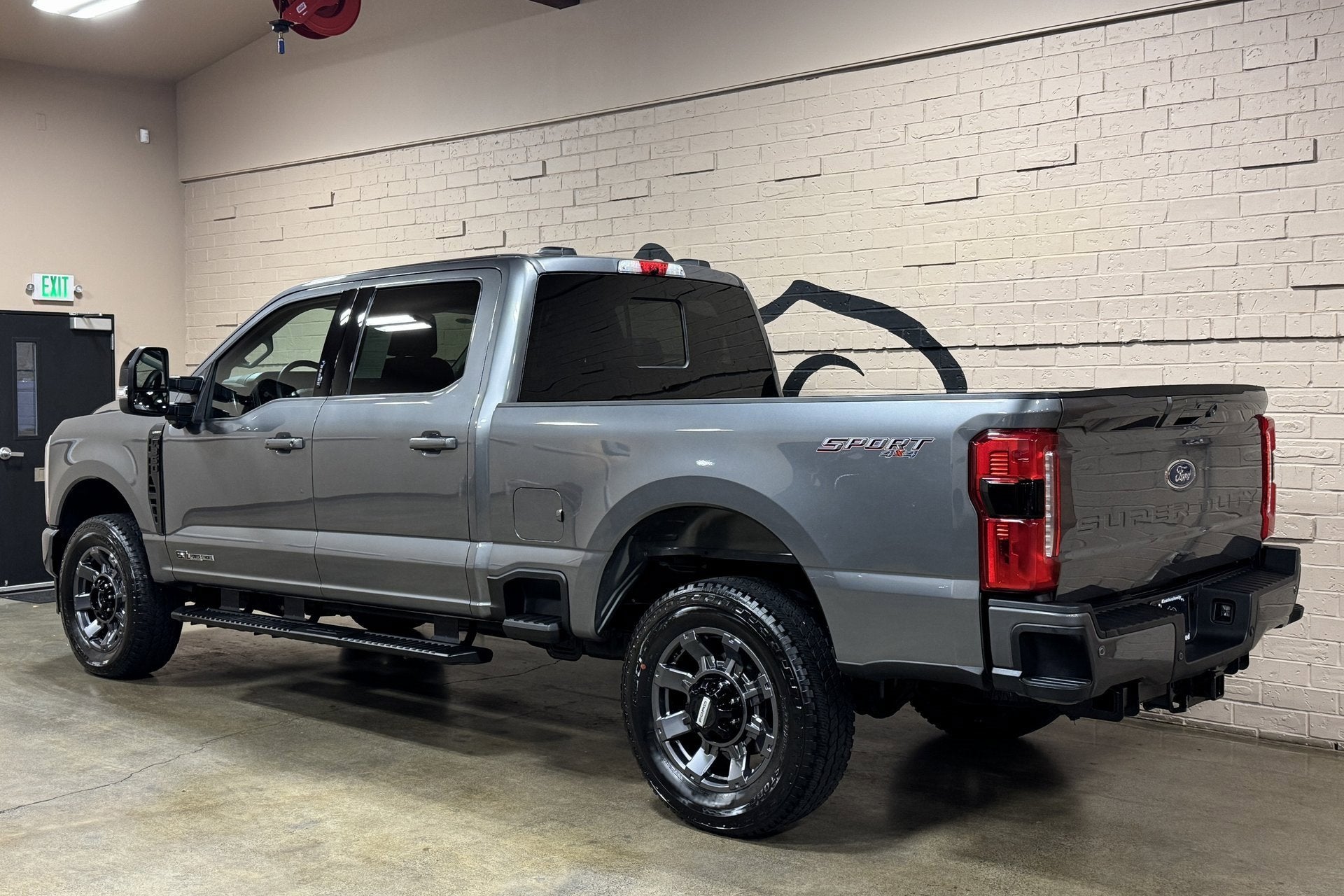 2024 Ford Super Duty F-350 SRW LARIAT