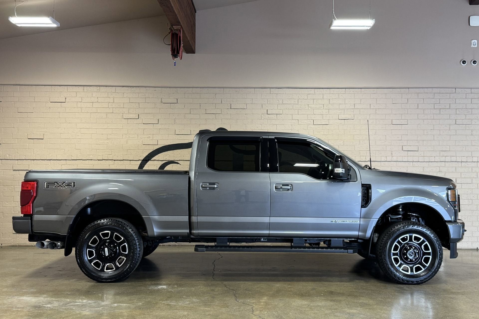 2022 Ford F-350SD Lariat
