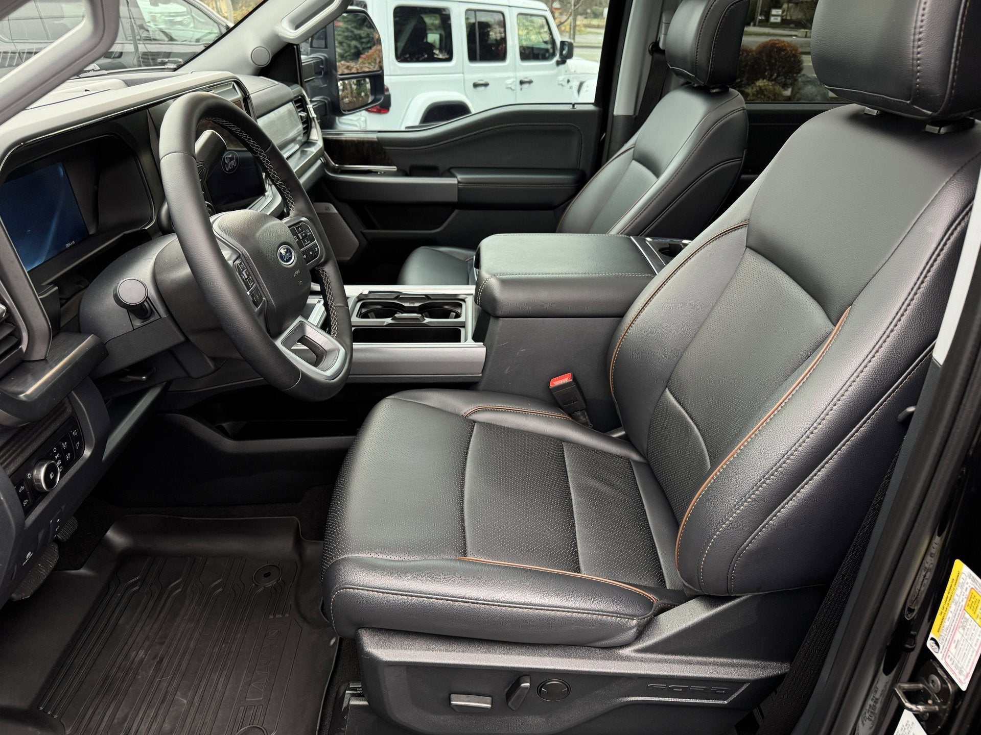 2025 Ford Super Duty F-350 SRW LARIAT