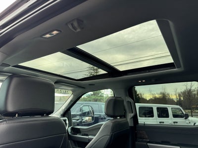 2025 Ford Super Duty F-350 SRW LARIAT