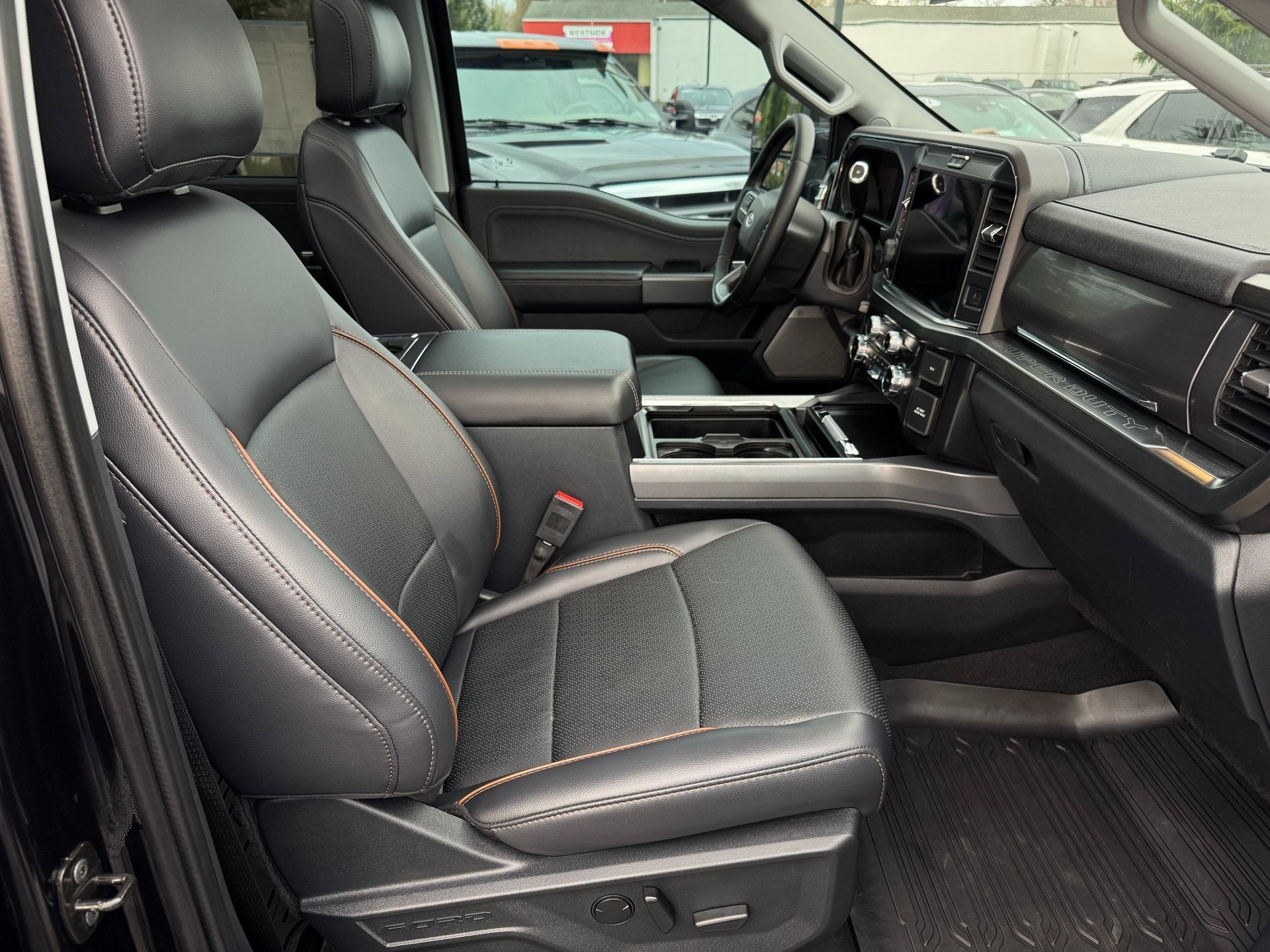 2025 Ford Super Duty F-350 SRW LARIAT