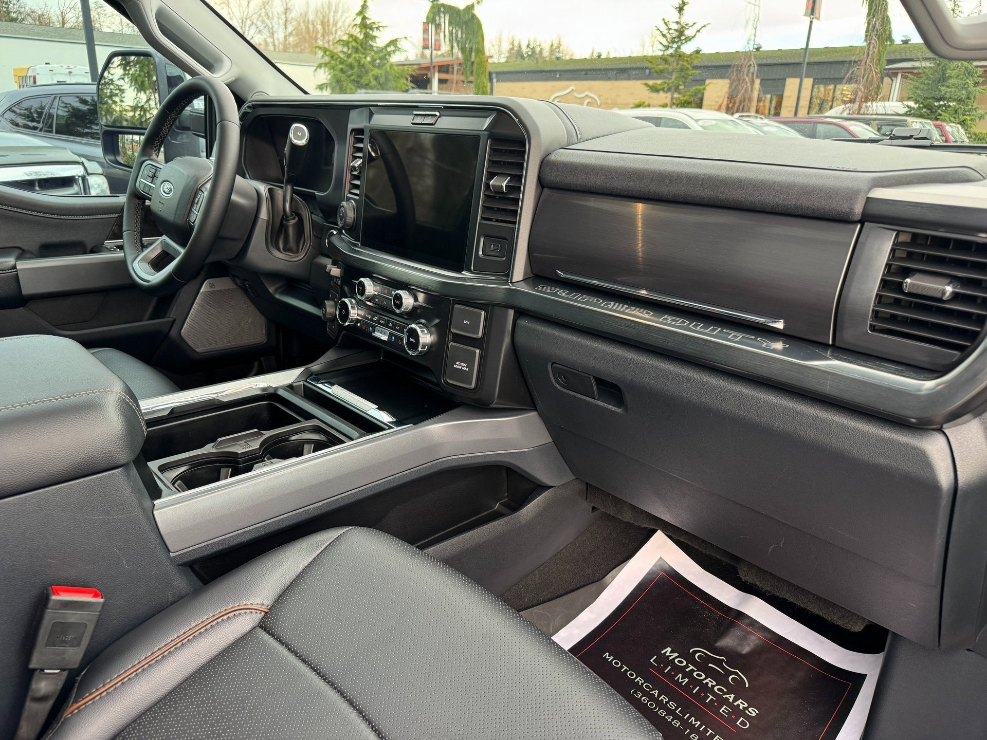 2025 Ford Super Duty F-350 SRW LARIAT