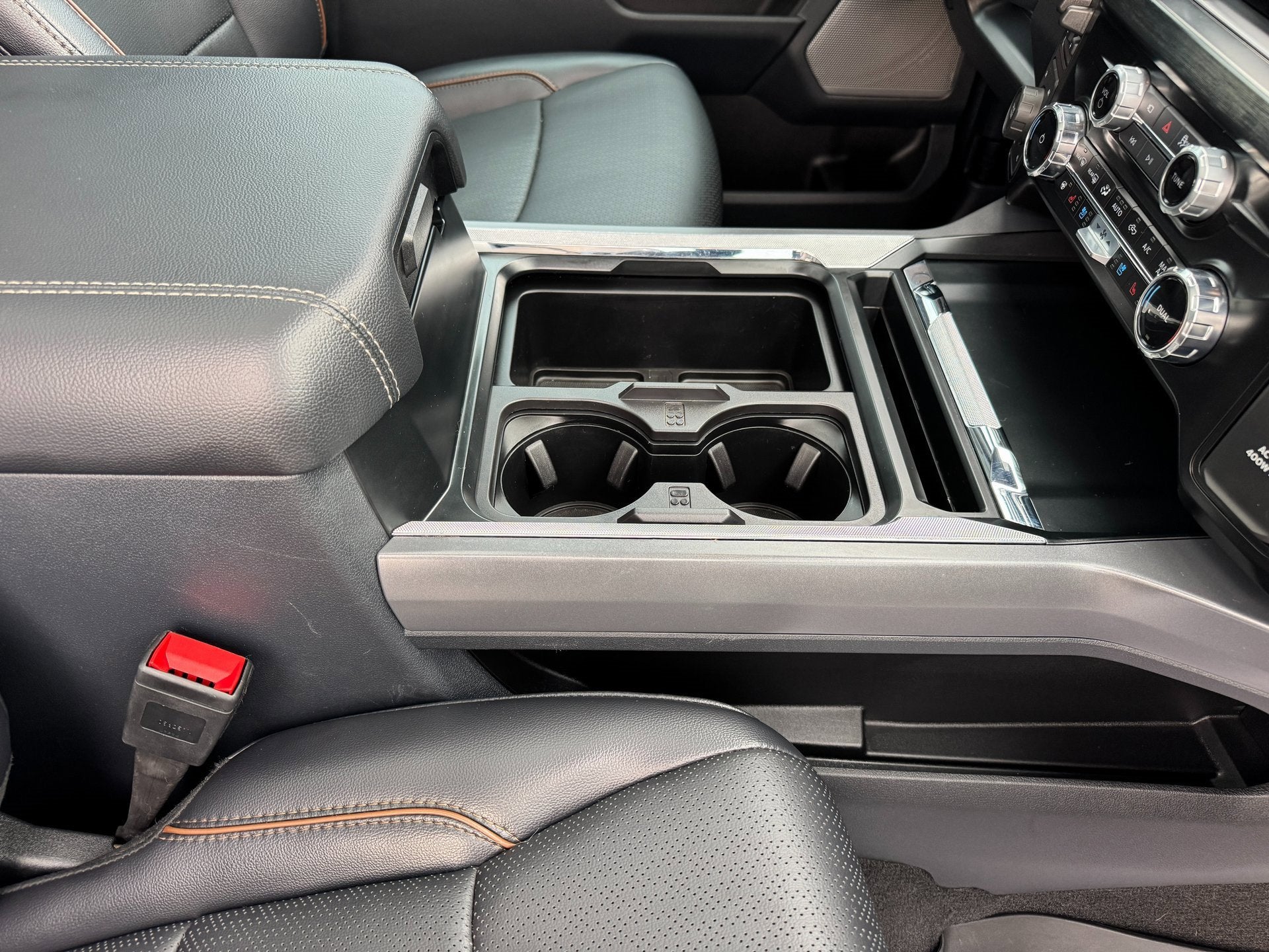 2025 Ford Super Duty F-350 SRW LARIAT