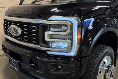 2025 Ford Super Duty F-450 DRW Platinum