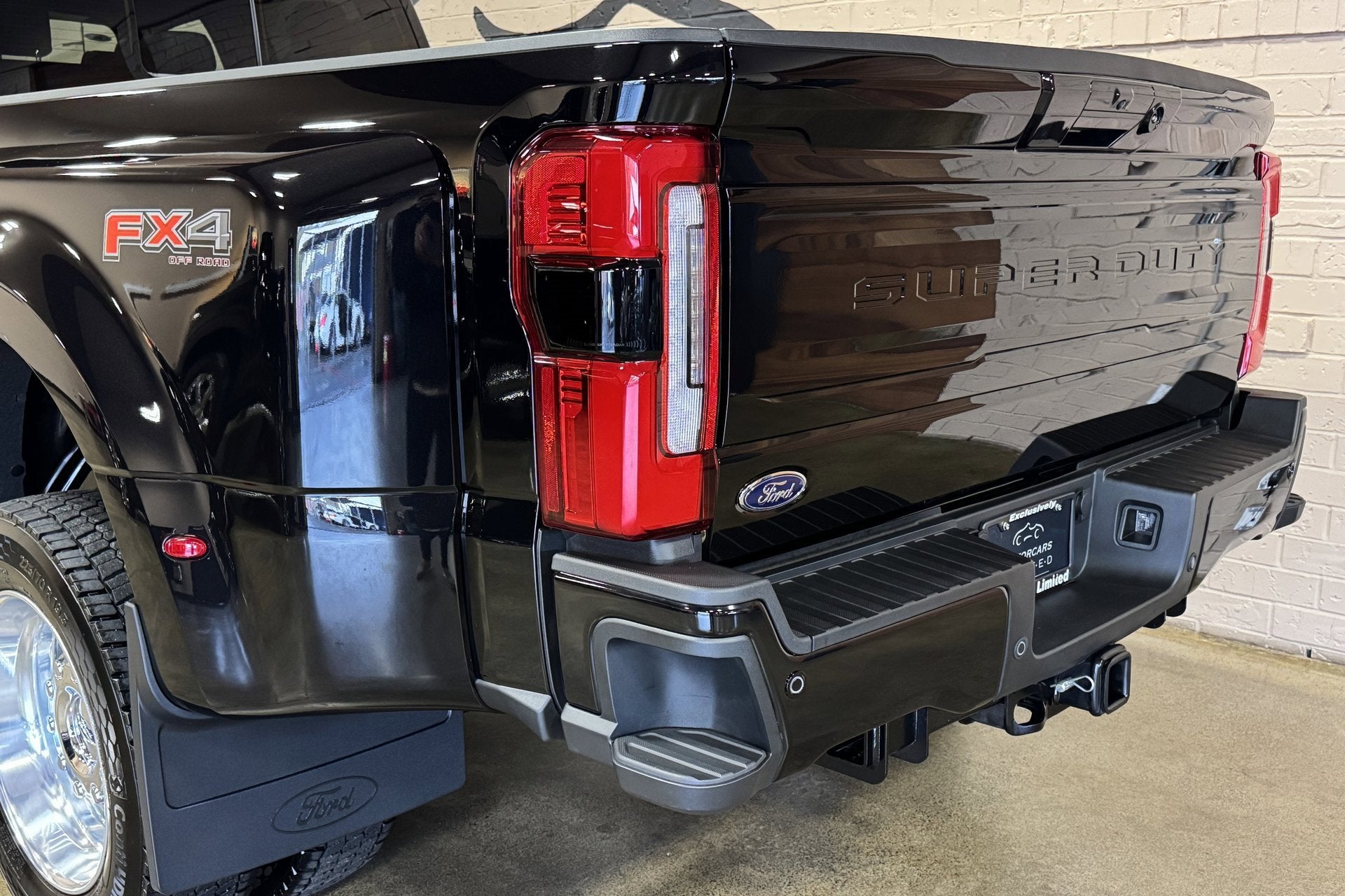 2025 Ford Super Duty F-450 DRW Platinum