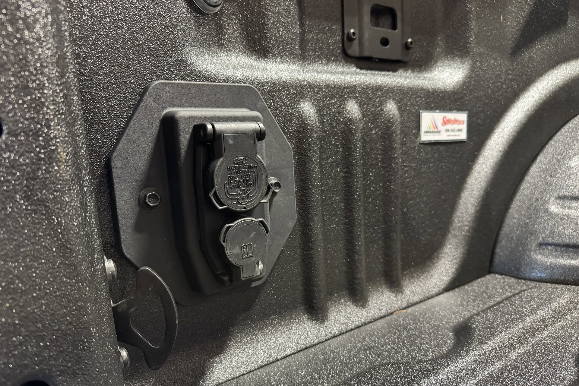 2025 Ford Super Duty F-450 DRW Platinum