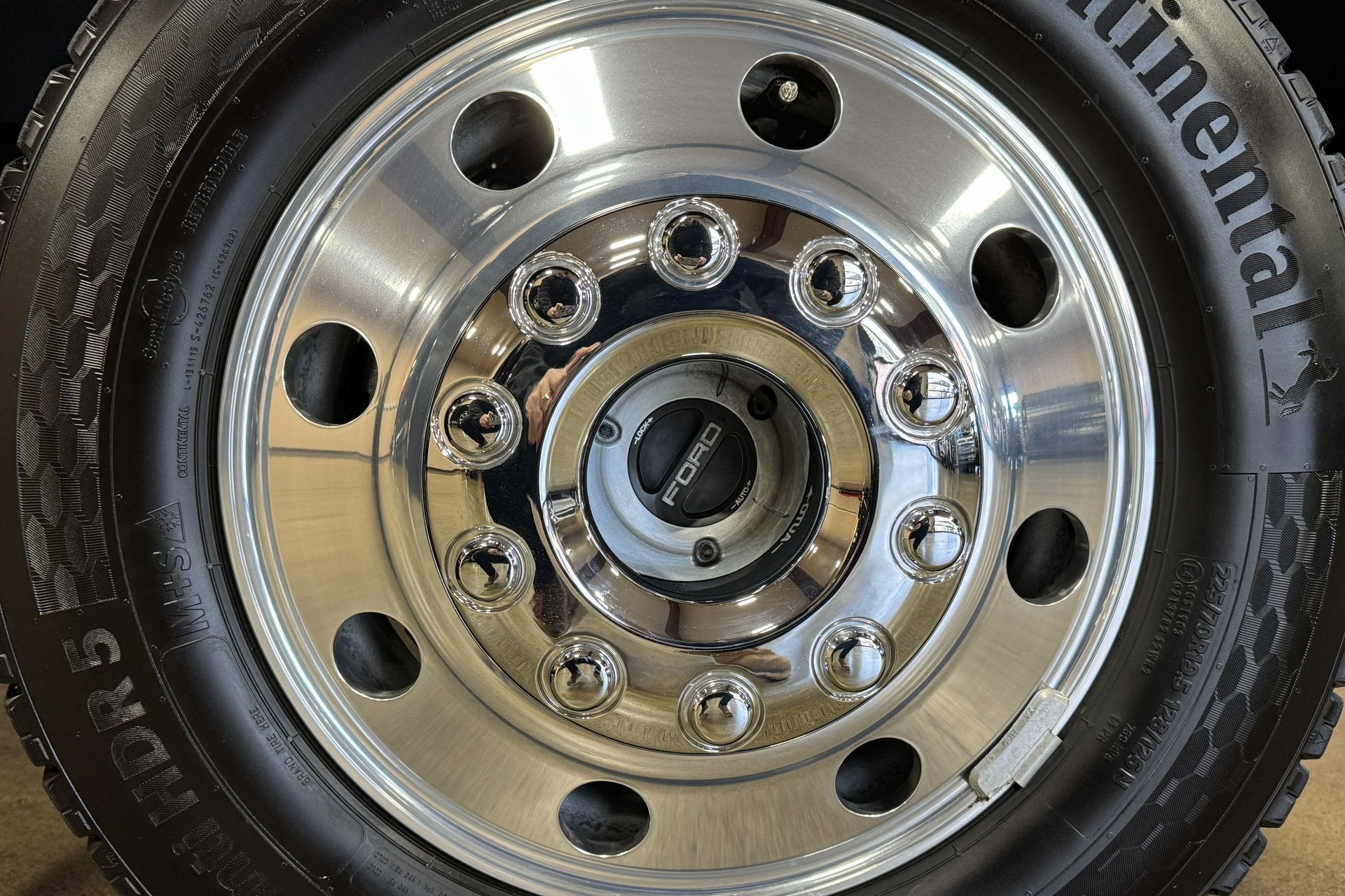 2025 Ford Super Duty F-450 DRW Platinum