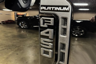 2025 Ford Super Duty F-450 DRW Platinum