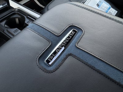 2025 Ford Super Duty F-450 DRW Platinum