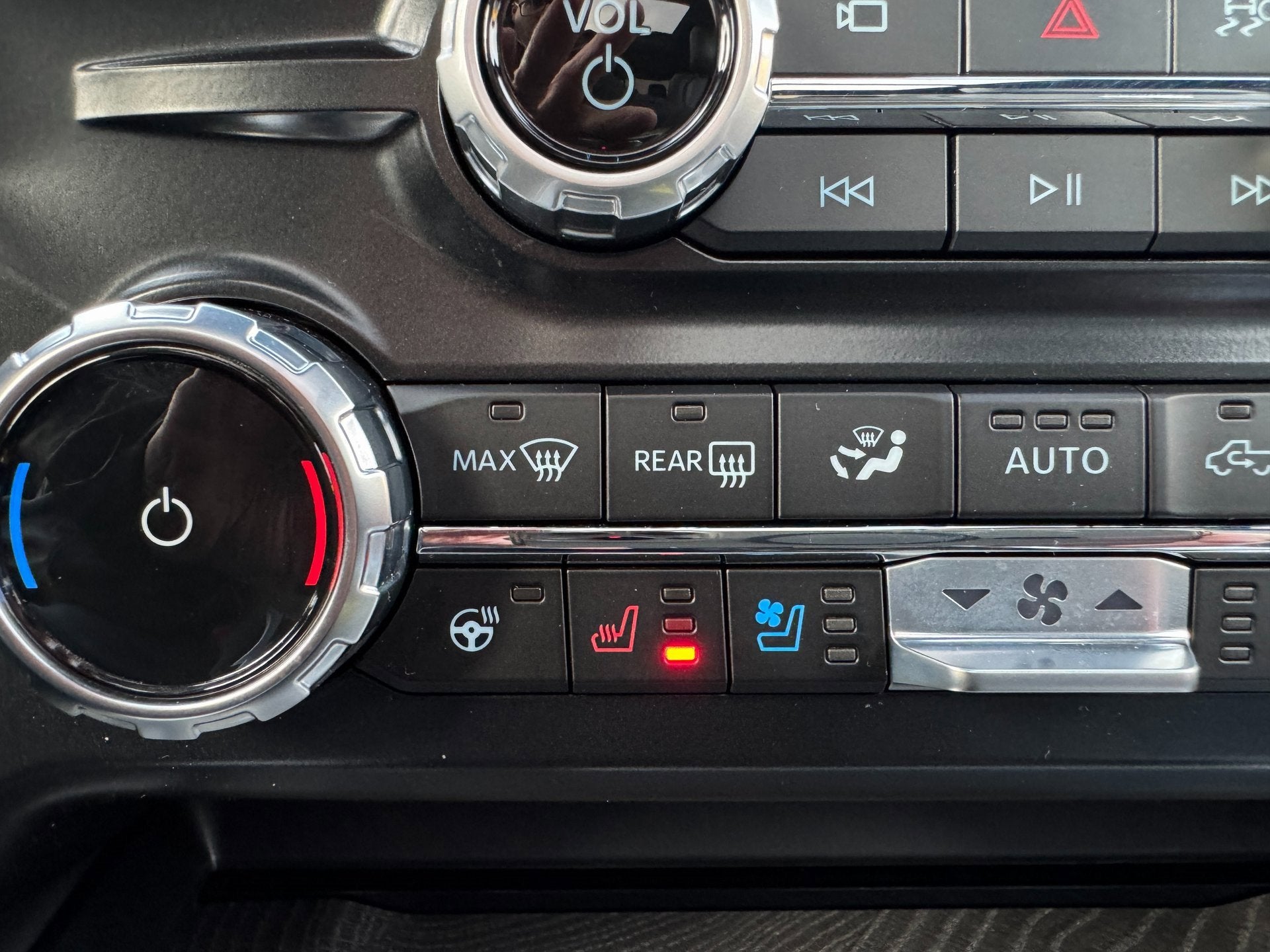 2025 Ford Super Duty F-450 DRW Platinum