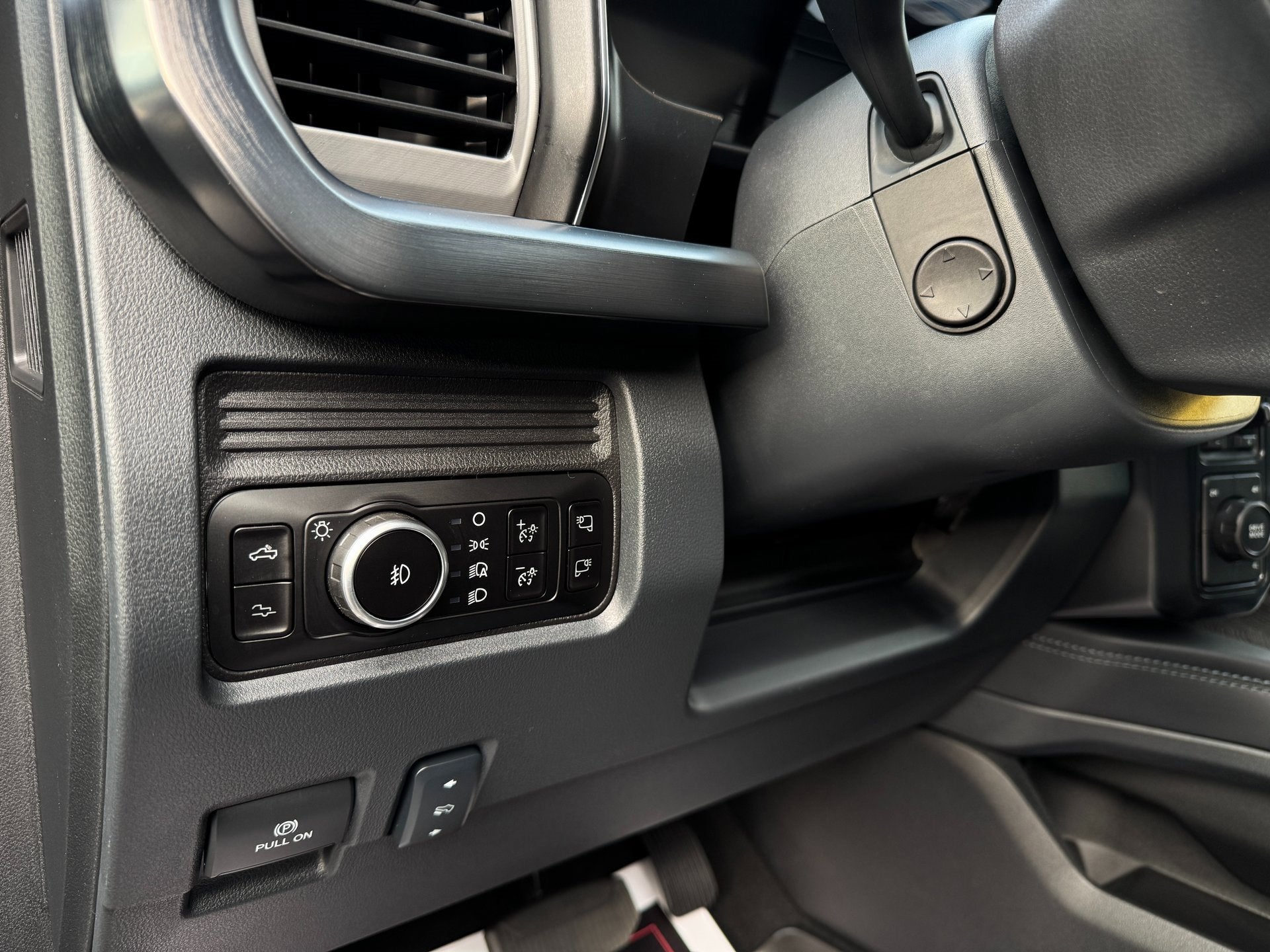 2025 Ford Super Duty F-450 DRW Platinum