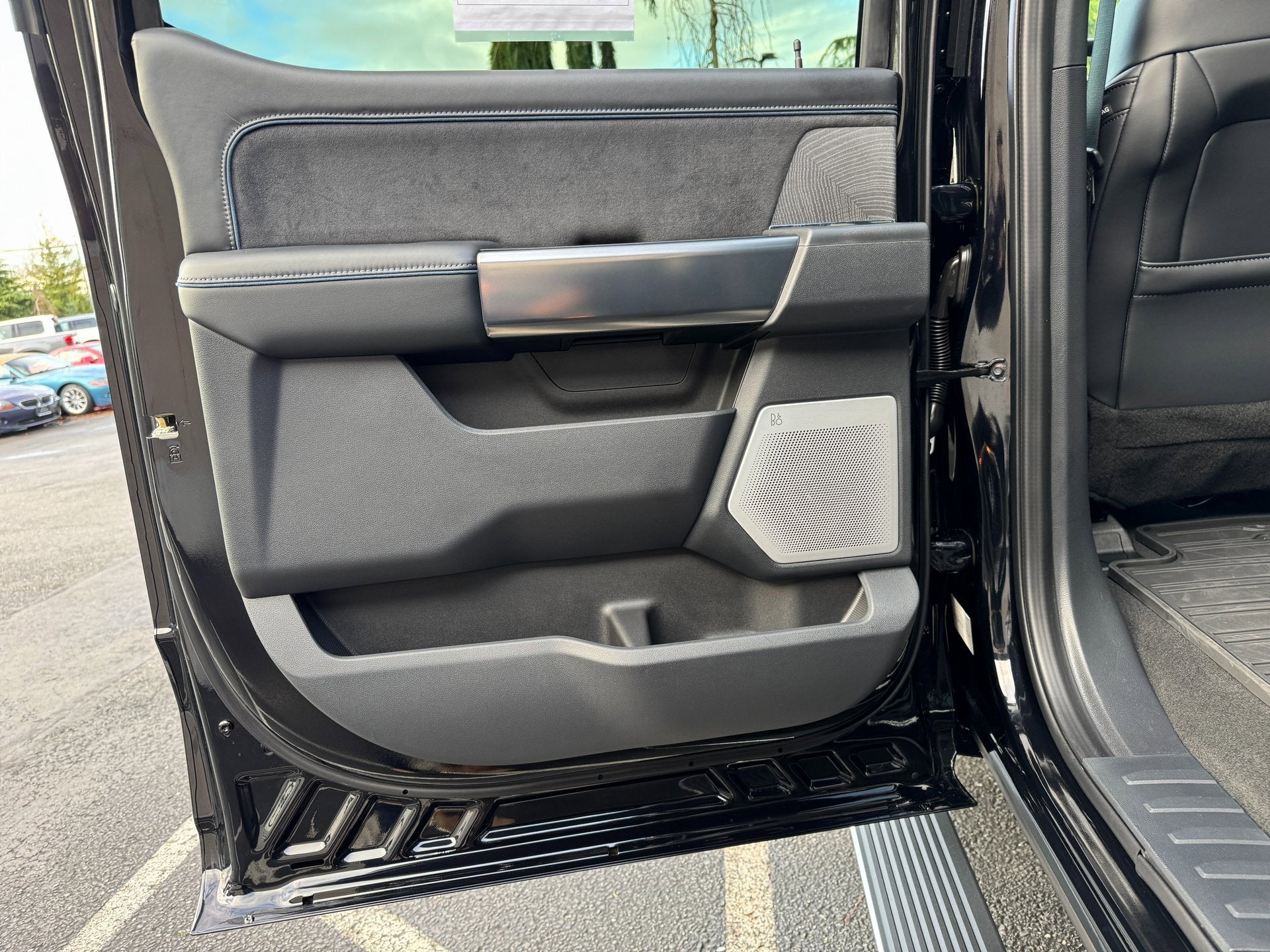 2025 Ford Super Duty F-450 DRW Platinum