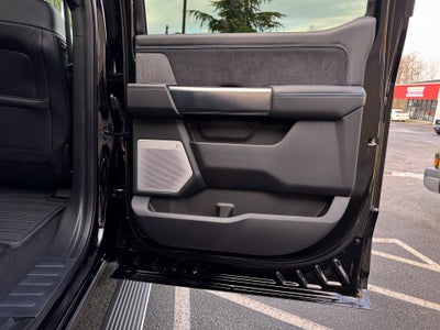 2025 Ford Super Duty F-450 DRW Platinum