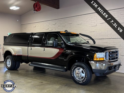 2001 Ford Super Duty F-350 DRW Lariat