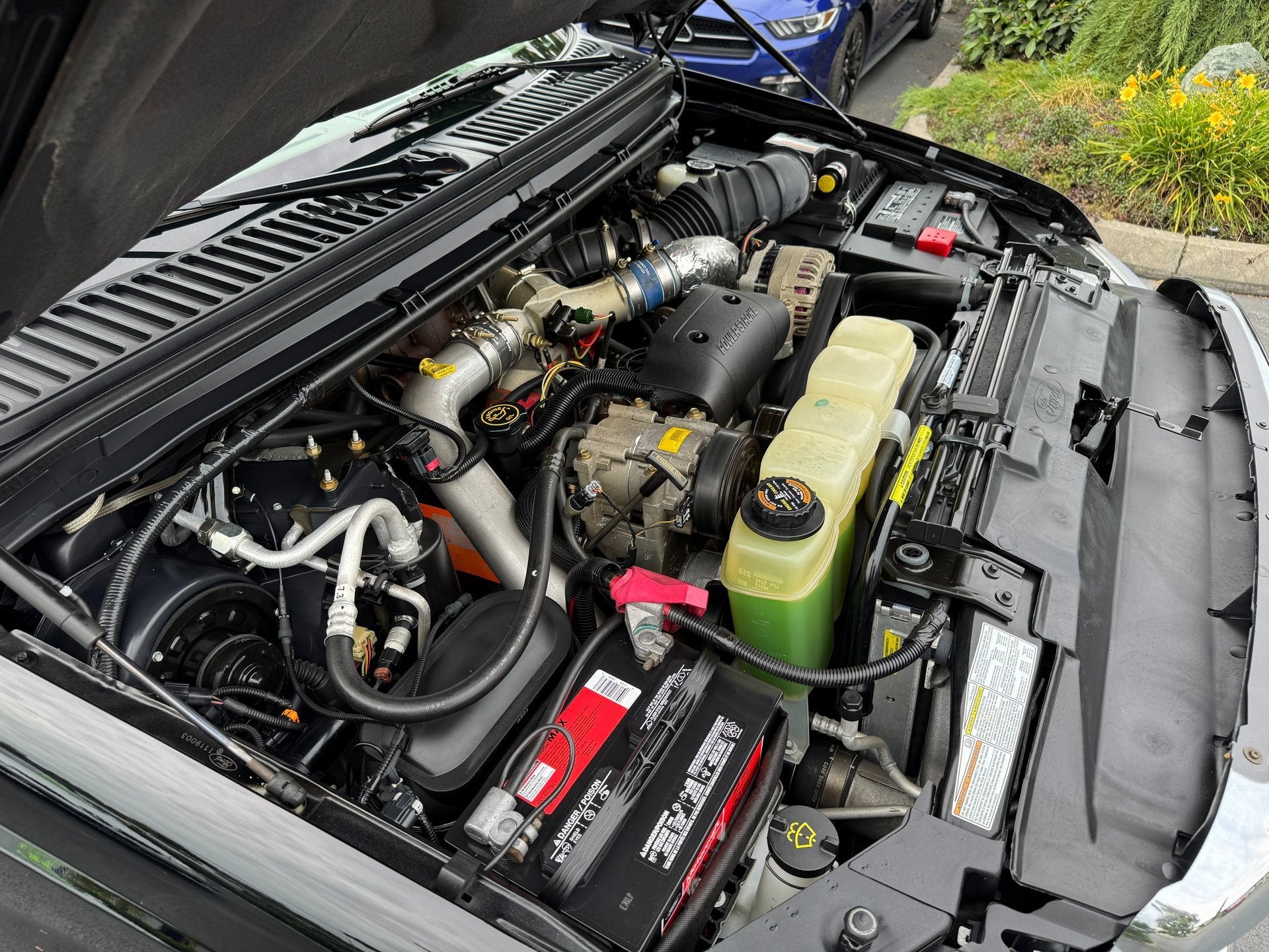 2001 Ford Super Duty F-350 DRW Lariat