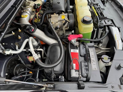 2001 Ford Super Duty F-350 DRW Lariat