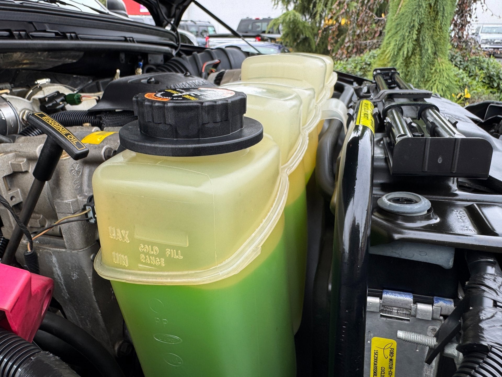 2001 Ford Super Duty F-350 DRW Lariat