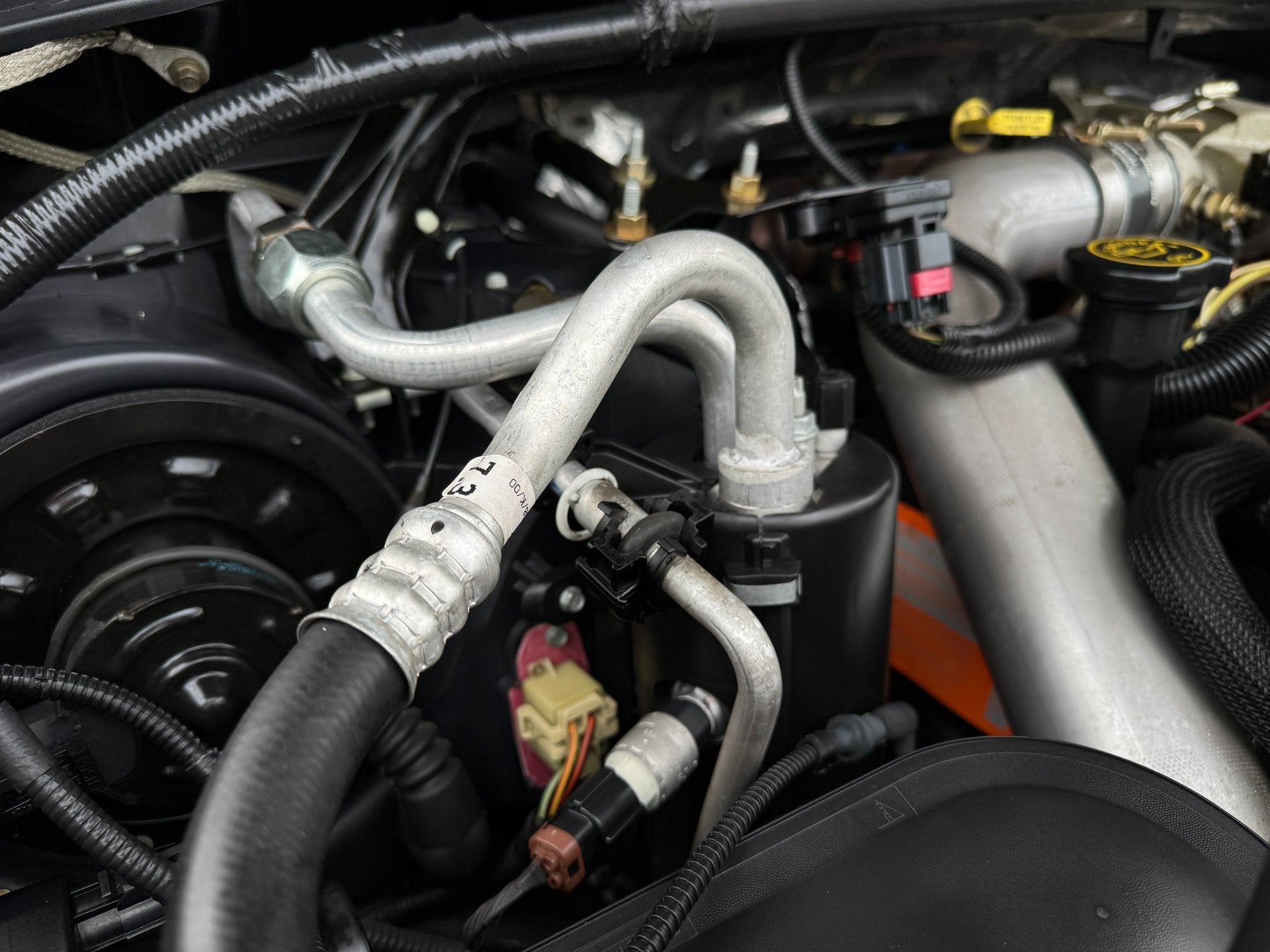 2001 Ford Super Duty F-350 DRW Lariat