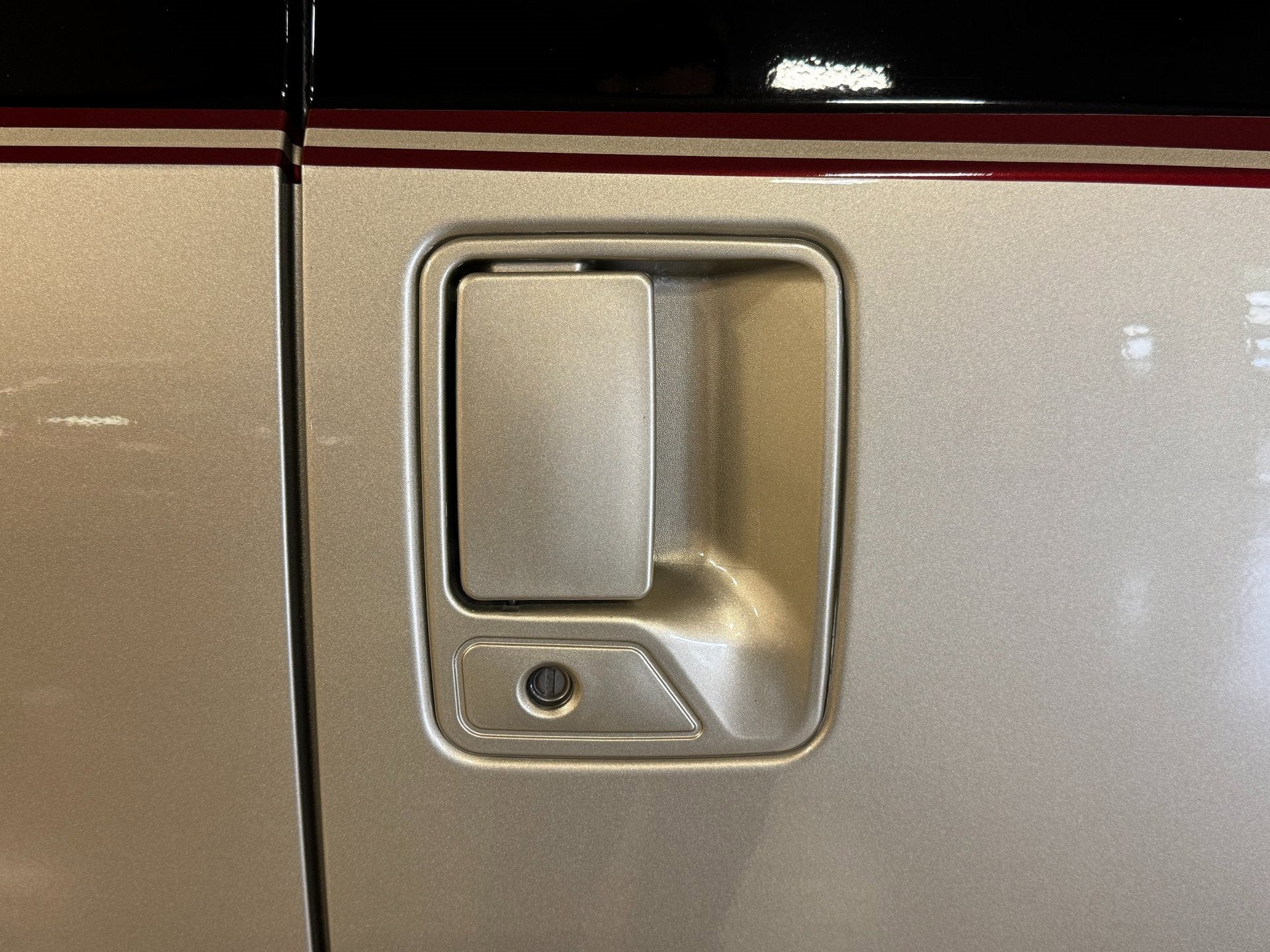 2001 Ford Super Duty F-350 DRW Lariat