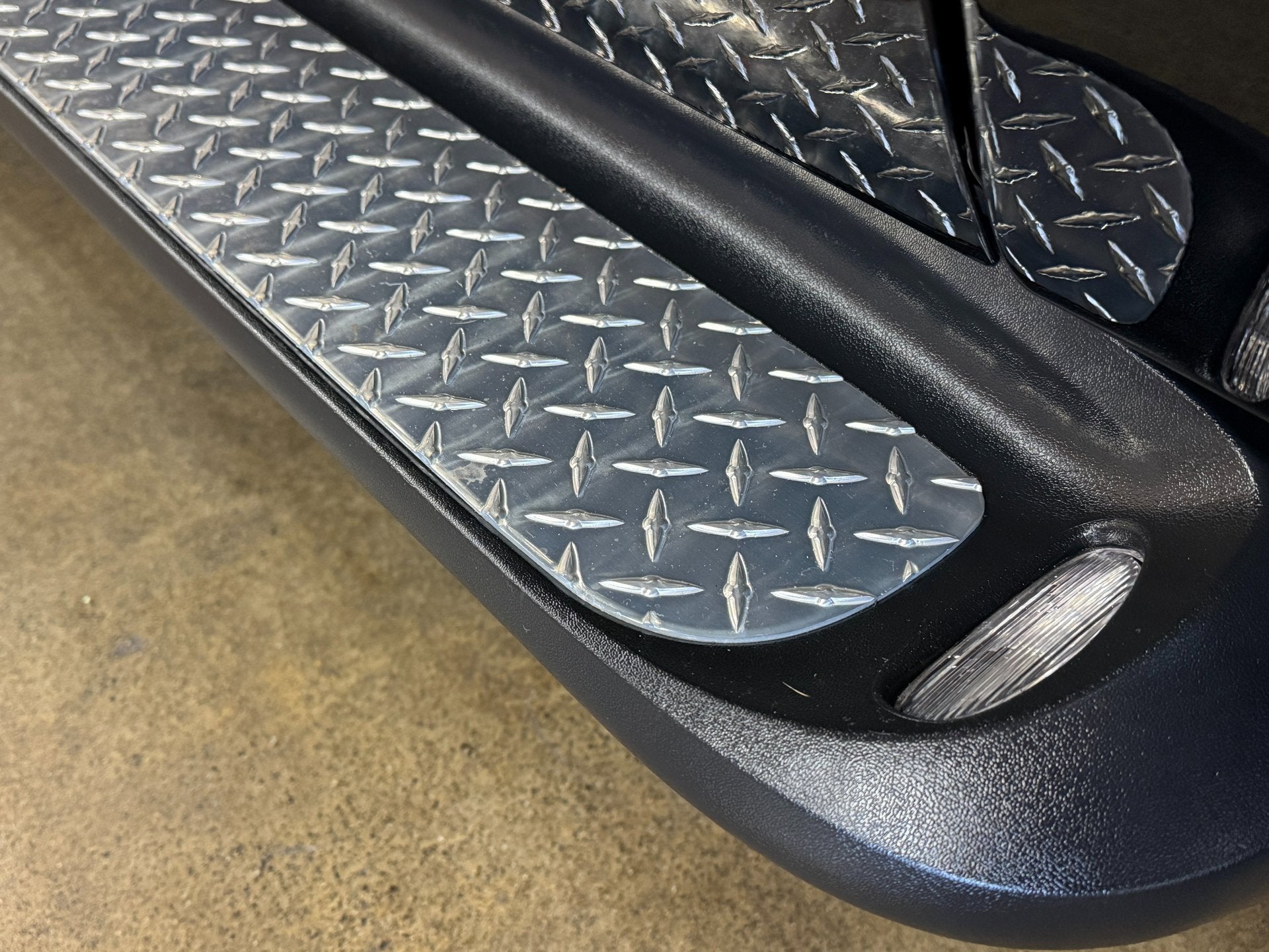 2001 Ford Super Duty F-350 DRW Lariat