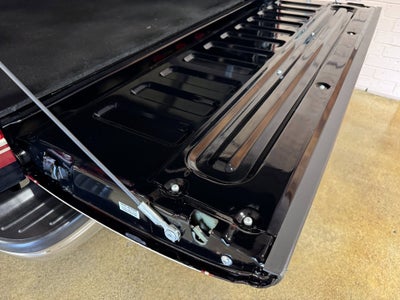 2001 Ford Super Duty F-350 DRW Lariat