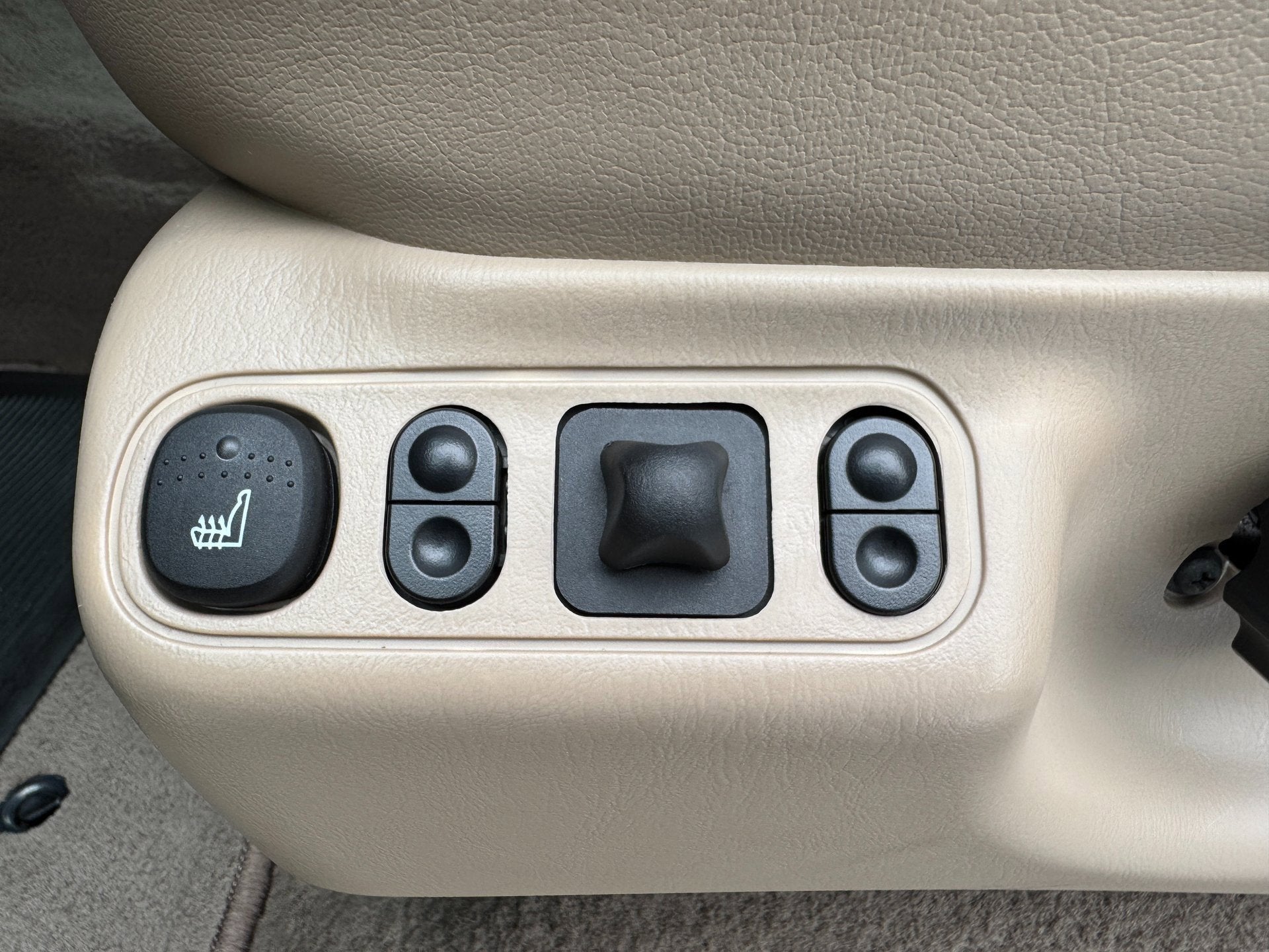 2001 Ford Super Duty F-350 DRW Lariat