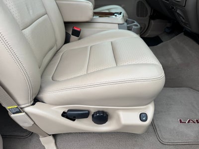 2001 Ford Super Duty F-350 DRW Lariat