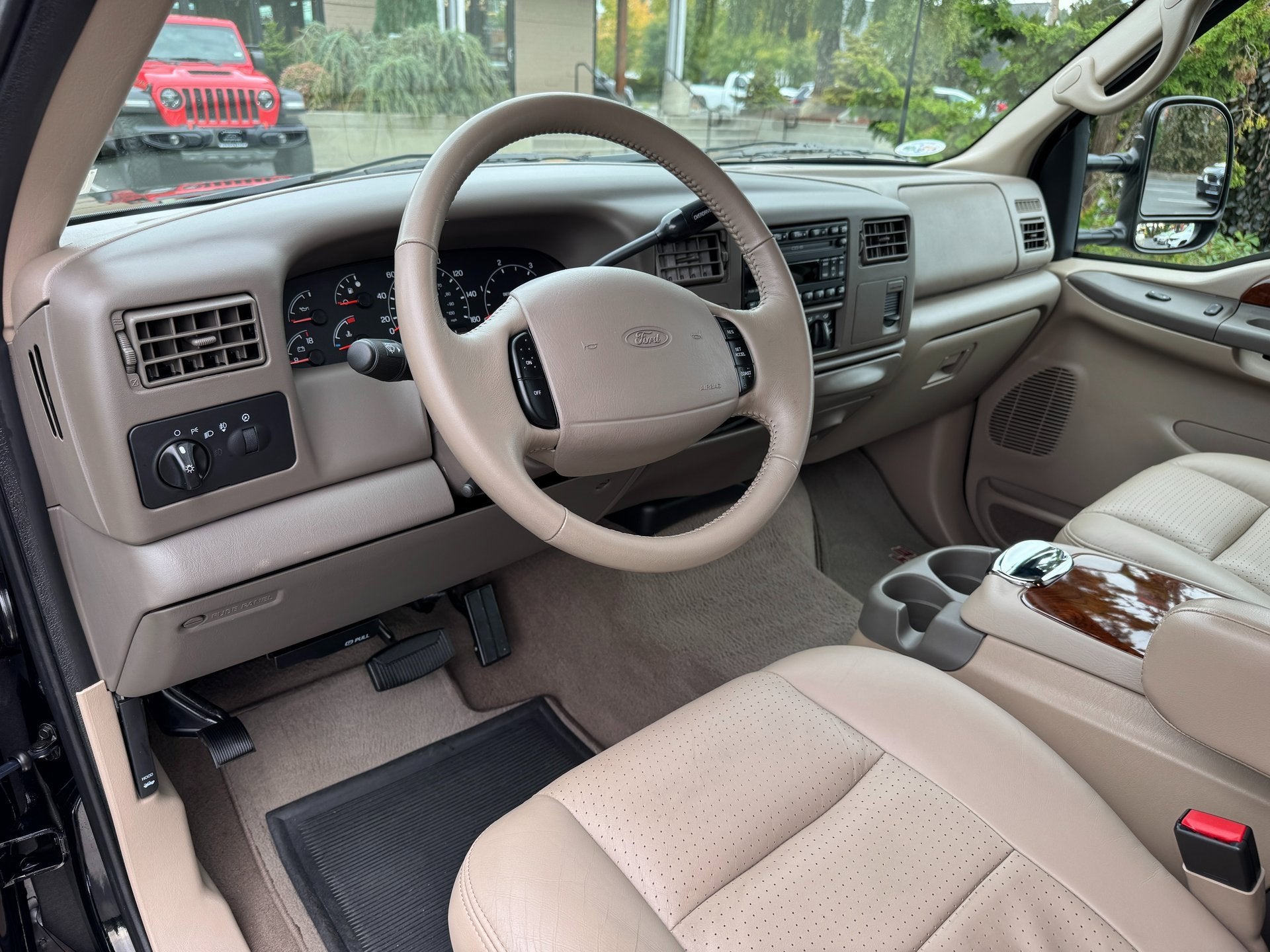 2001 Ford Super Duty F-350 DRW Lariat